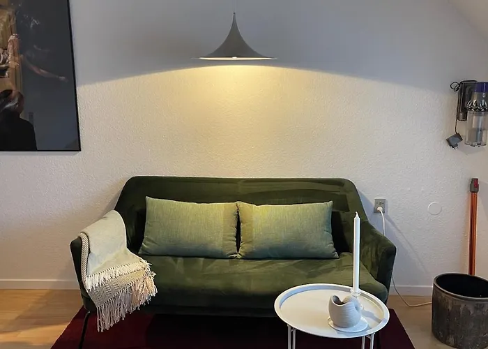 Charming 1-Bedroom Apartment With Free Parking