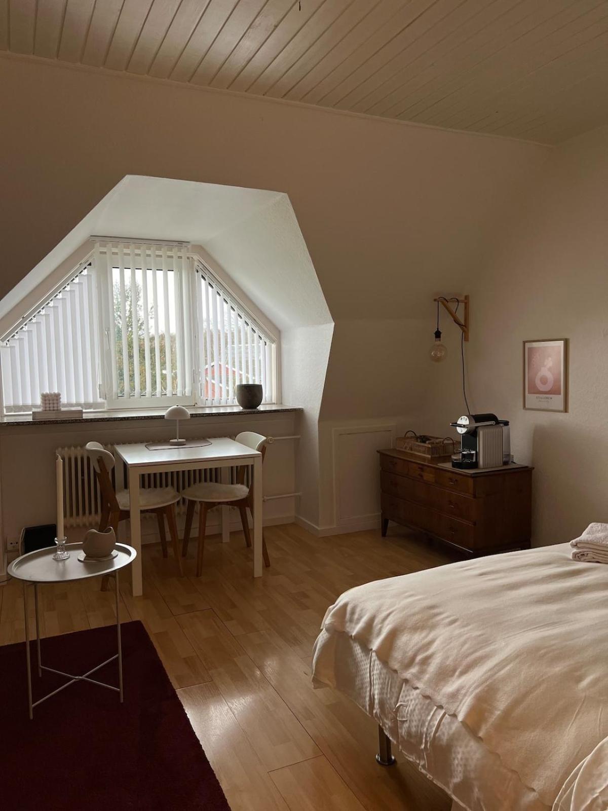 Apartamento Charming 1-bedroom With Free Parking