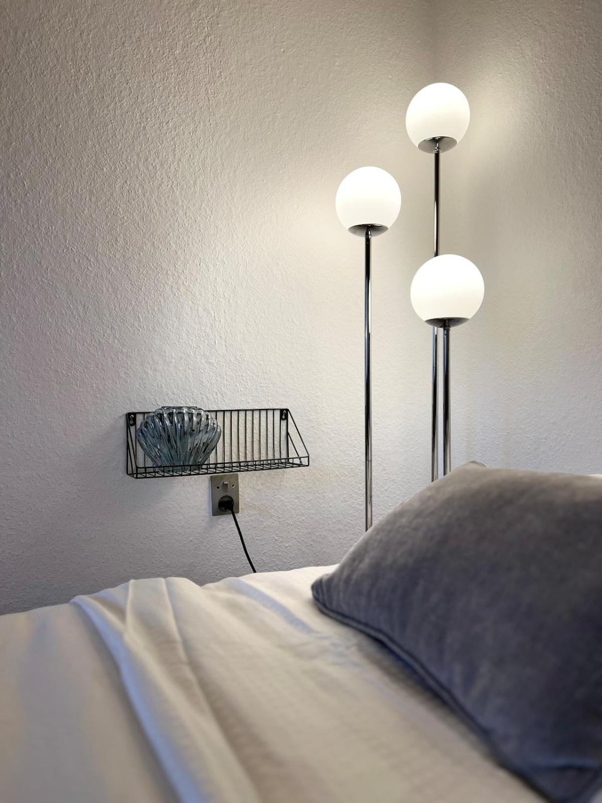 Charming 1-bedroom With Free Parking Apartamento